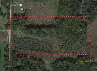 25 Country Club Rd, Portage, WI 53901