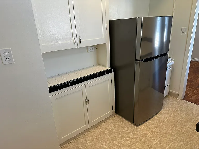 1509 Fair Oaks Ave #M — Photo 8