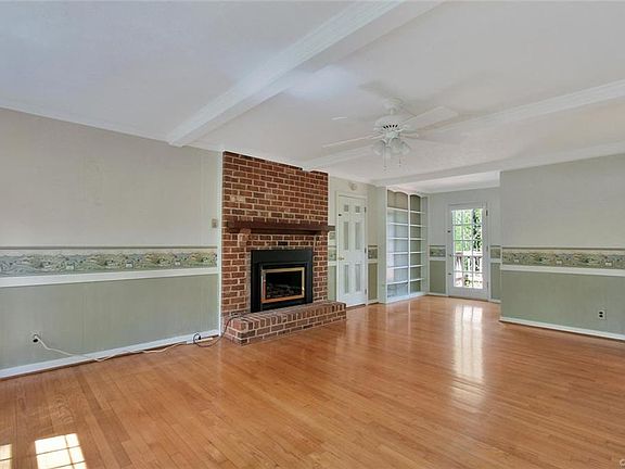 4th image of 10219 Farmleigh Dr