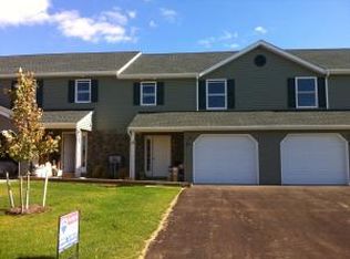 638 Sunflower St, New Holland, PA 17557