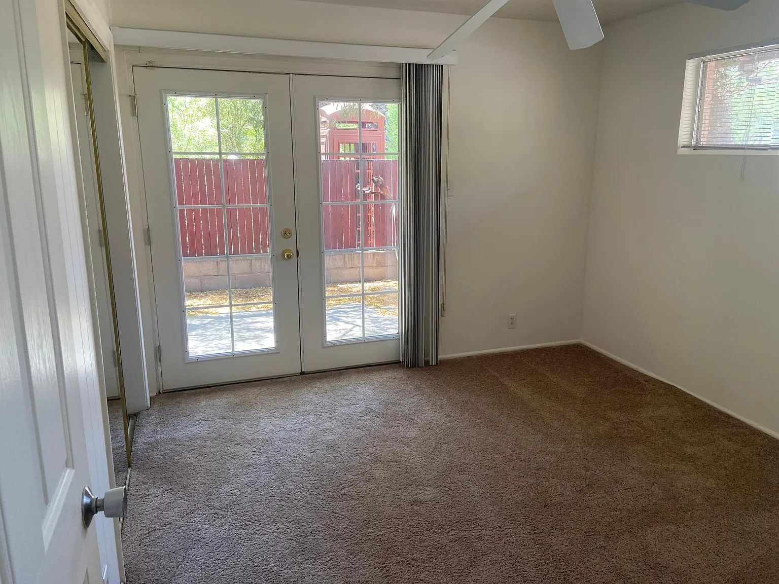 2 bed, 950 sqft, $1,650 — Photo 3
