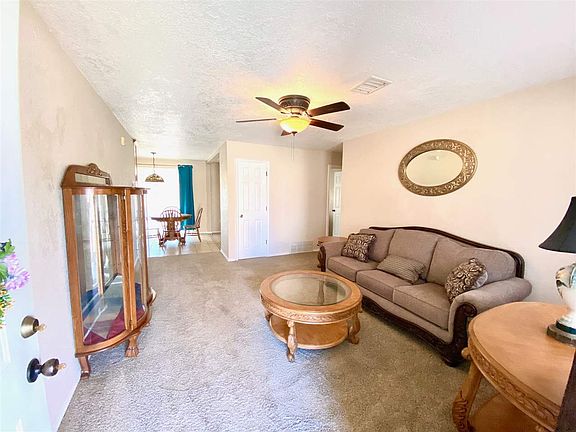5th image of 805 NW 58th St