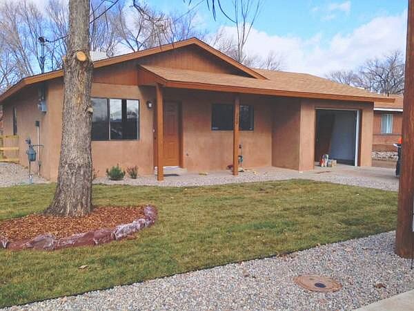 1st image of 360 Cortez St SE