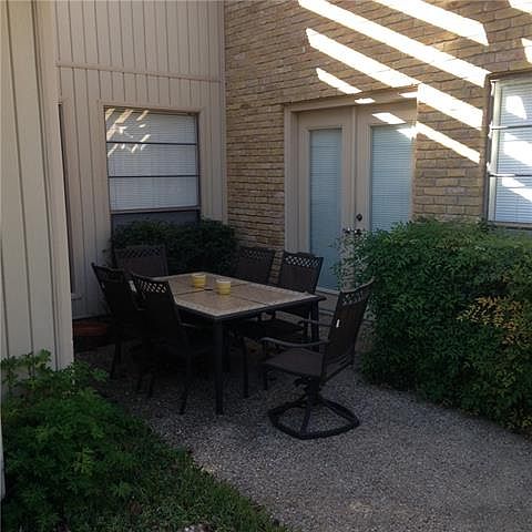 2nd image of 6904 Vista Willow Dr