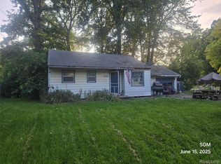 3145 Raywood St, Flint, MI 48504