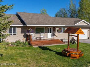 150 Lilac Dr, Star Valley Ranch, WY 83127