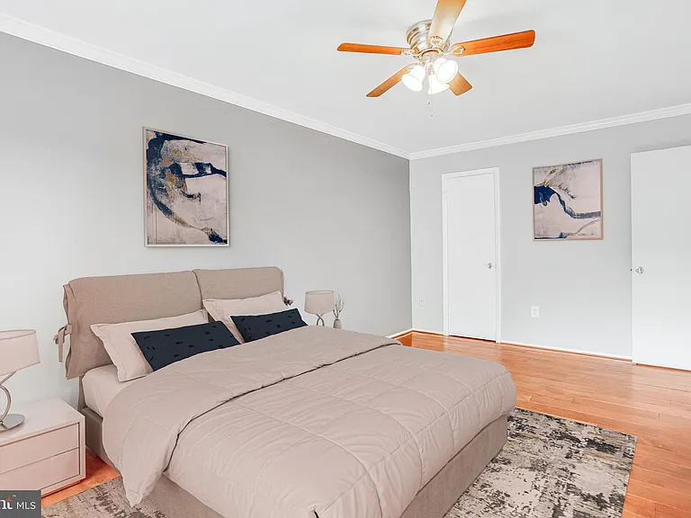 3240 S 28th St #303 — Photo 6