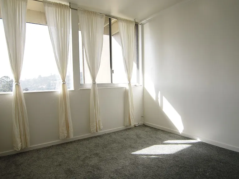 32 Andrew Dr #124 — Photo 10