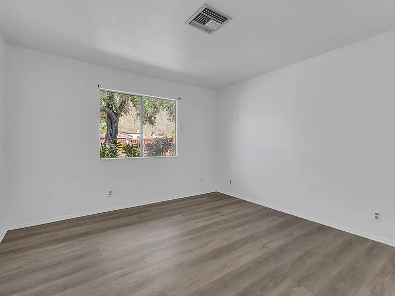 53780 Avenida Diaz — Photo 8