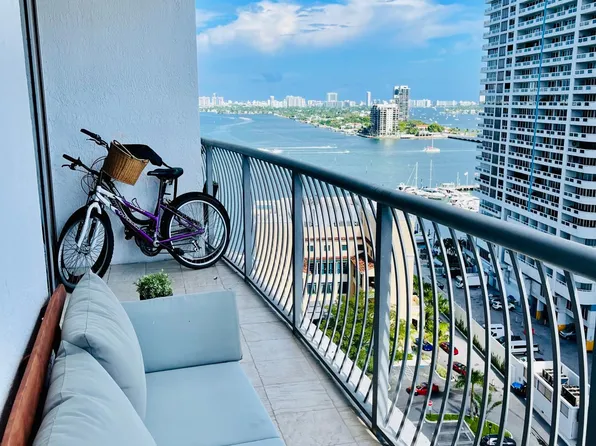 1750 N Bayshore Dr, Miami, FL