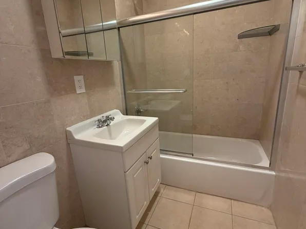 359 East 19th Street image 19 of 20