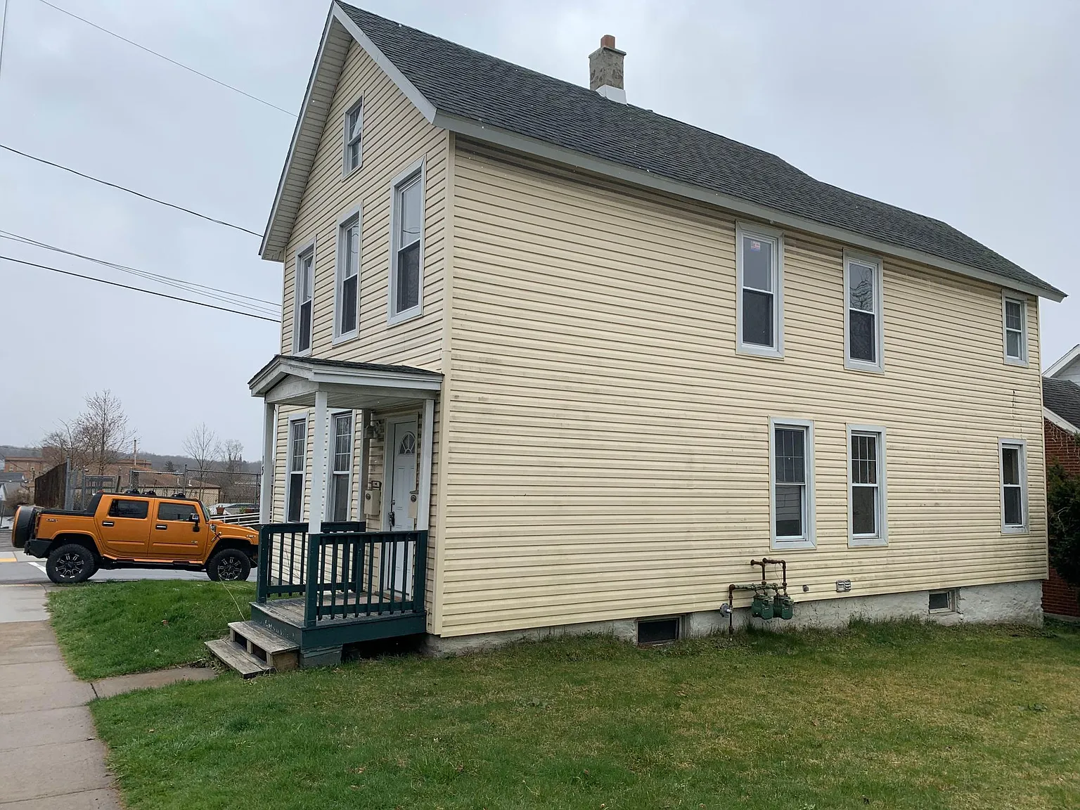 15 Belmont St photo 1