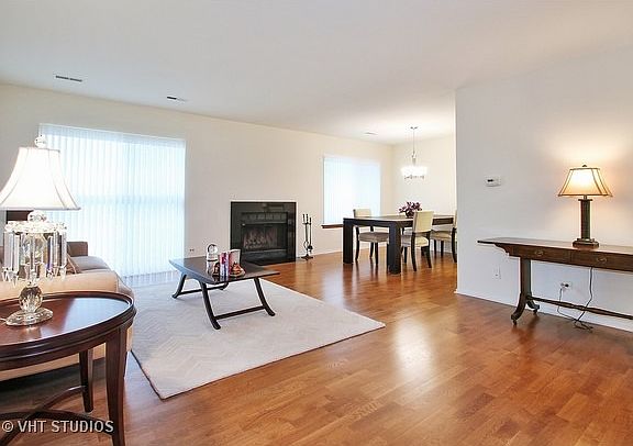4th image of 3030 Pheasant Creek Dr APT 403
