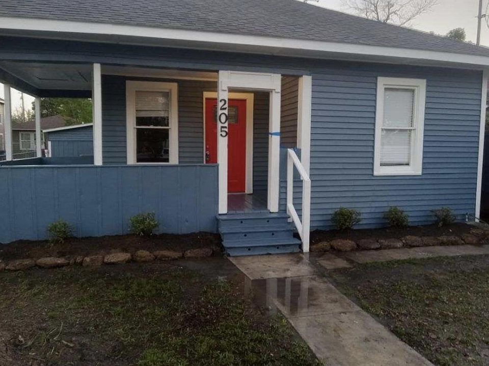 1st image of 205 W Gulf St