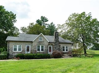 909 Northbrook Iii School Rd, Vale, NC 28168