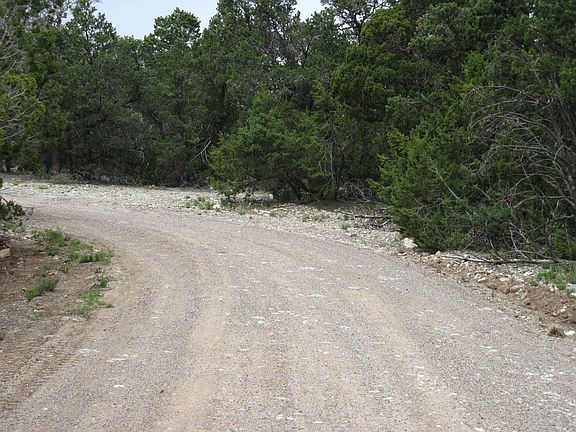 4th image of 22 Vista Alta Dr
