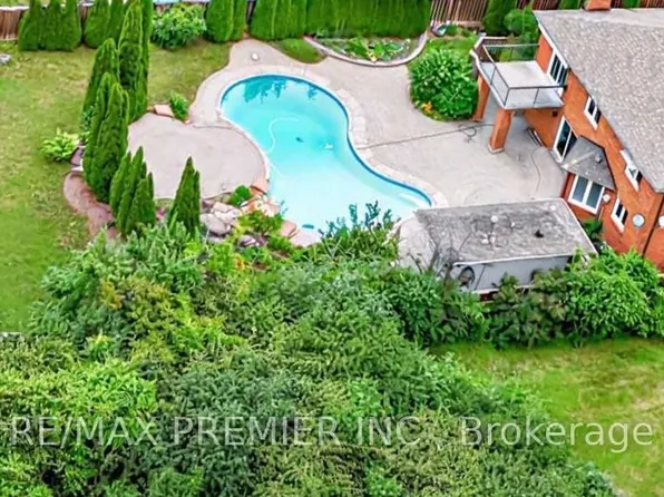 28 Bridgend Ct S, Vaughan, ON L4L 3L3