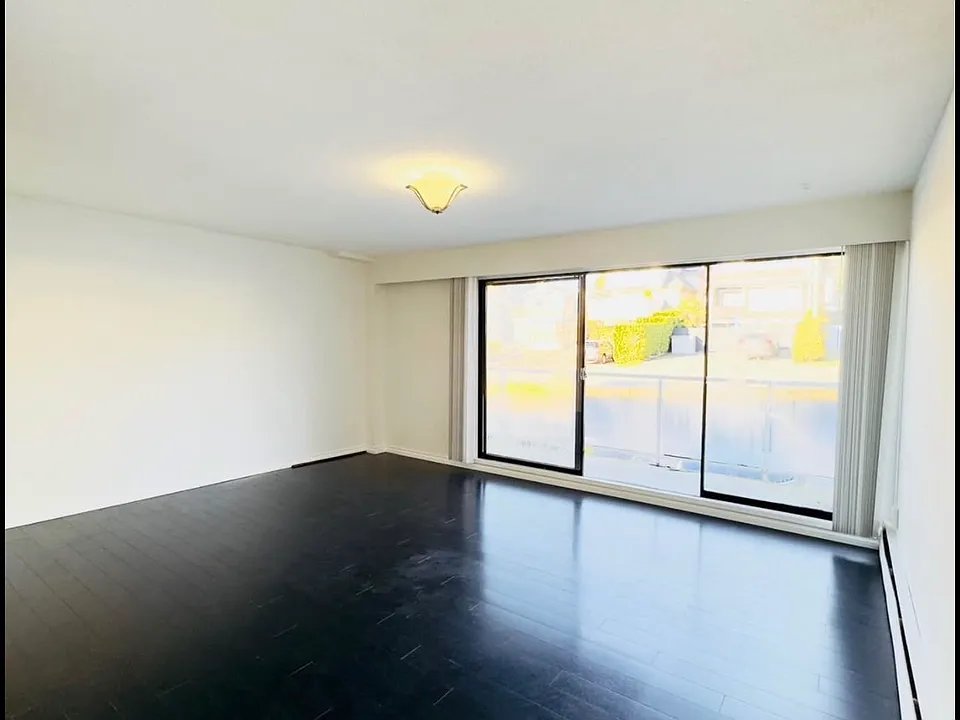 15158 Royal Ave #403