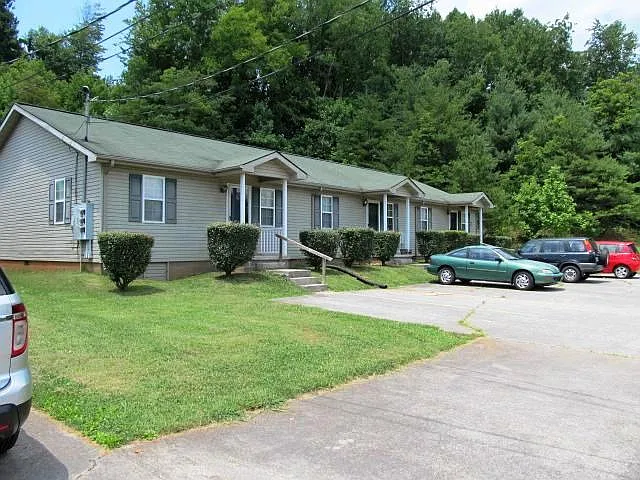 Jenny Lynn Dr