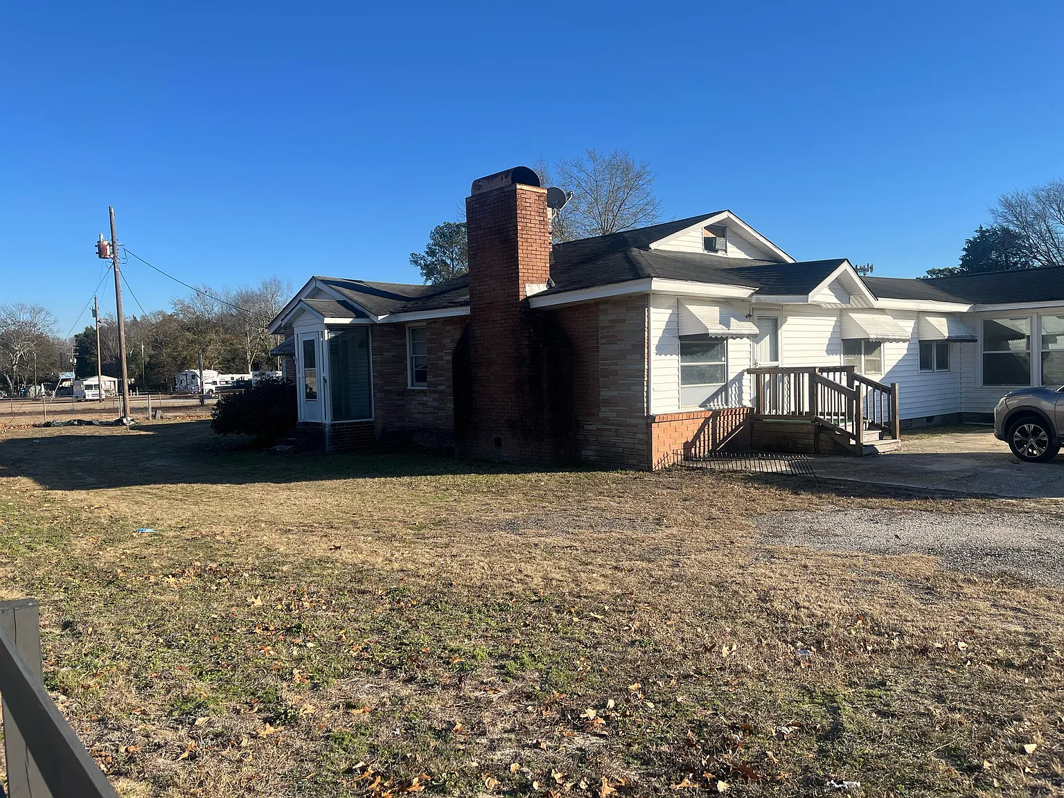 4 bed, 850 sqft, $1,695 — Photo 1