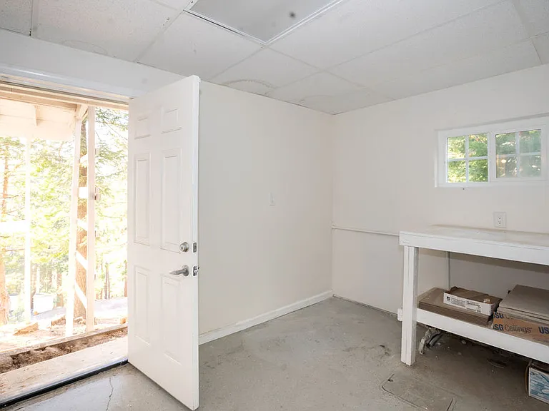 521 Pioneer Rd — Photo 41