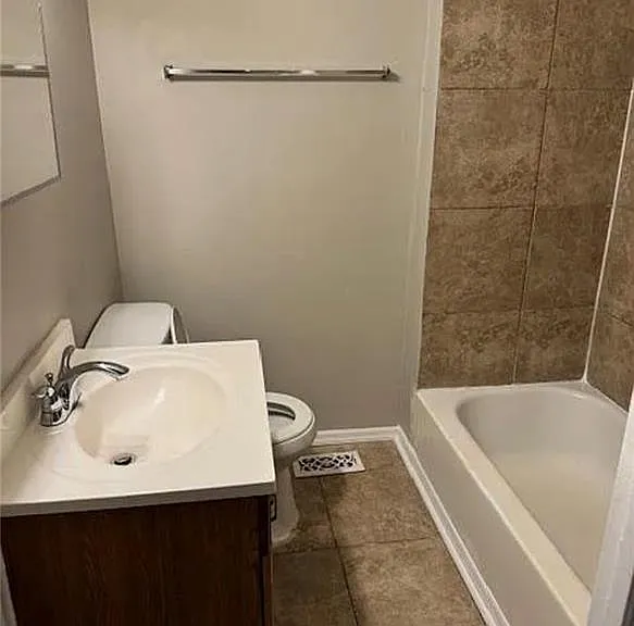 3047 Alston Dr — Photo 9