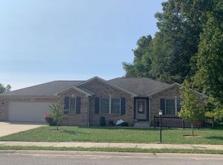 1752 Lilly Dr, Seymour, IN 47274