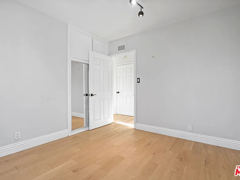 649 Tufts Ave — Photo 15
