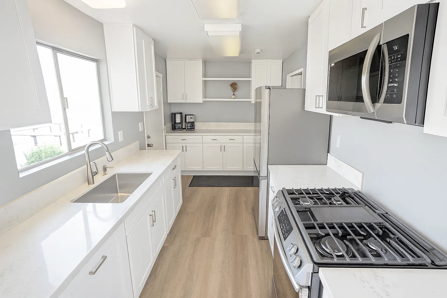 Royal Palms Mobilehome Community — Photo 4