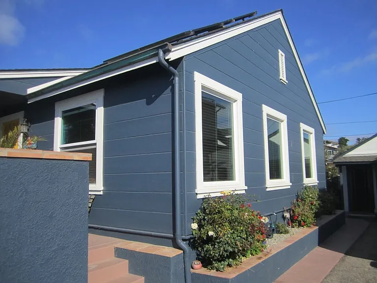 186 E St — Photo 23