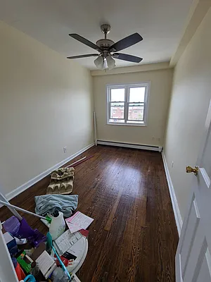 Rented by Bouklis Group | media 11