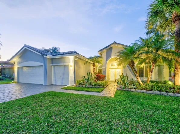 11259 Edgewater Circle, Wellington, FL 33414
