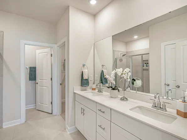 305 Jessamine St, Longs, SC 29568