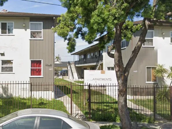 11419-11421 New Hampshire Ave Unitan, 11419-11421 S New Hampshire Ave #G, Los Angeles, CA 90044