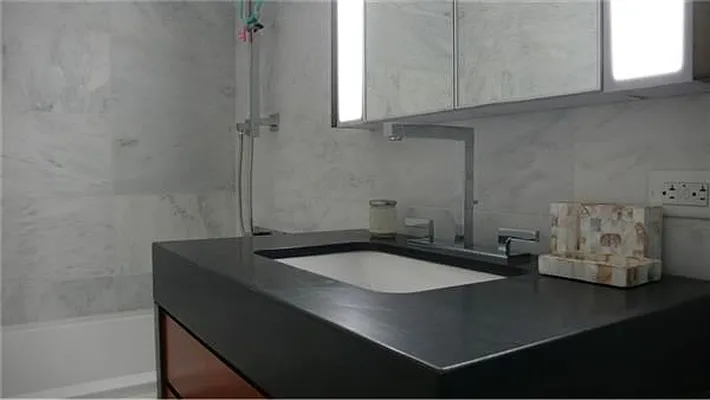 Rented by R New York | media 15