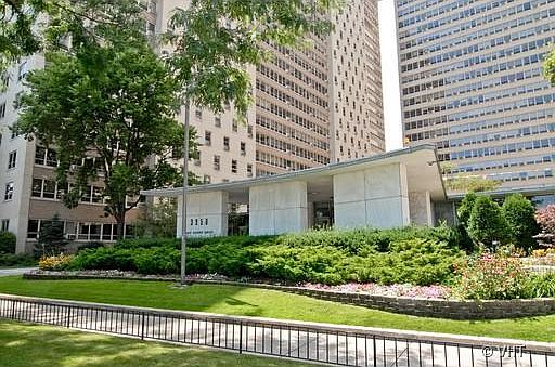 1st image of 3950 N Lake Shore Dr APT 2318