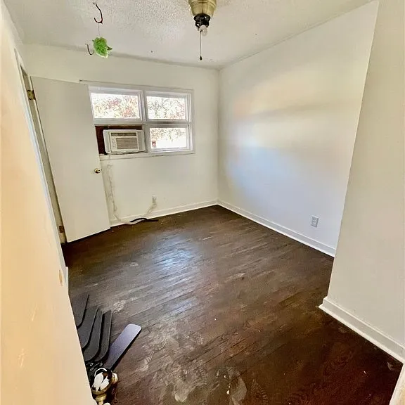 502 Spring Ave — Photo 14