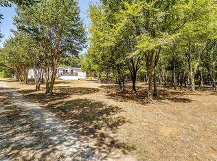 624 Ruby Ln, Cleburne, TX 76031