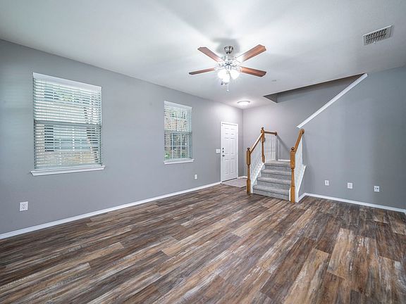 4th image of 4928 Heather Glen Trl