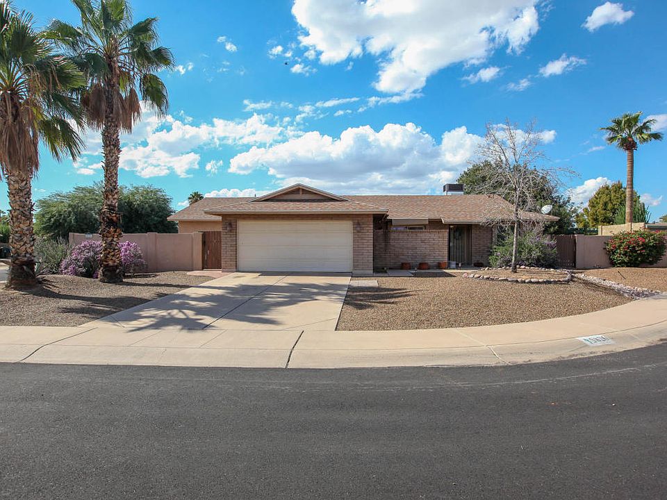 1st image of 5826 E Friess Dr