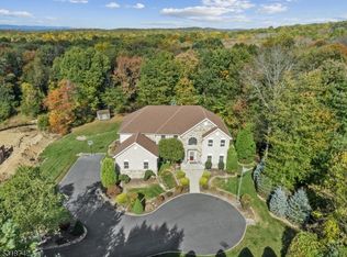 2 Lourdes Ct, Andover, NJ 07821