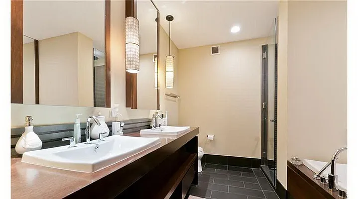 Rented by Owner | media 32