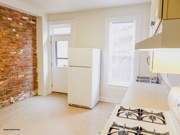 3rd image of 364-372 E Sycamore St #684-366