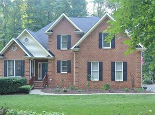 7806 Gold Ridge Ln, Oak Ridge, NC 27310