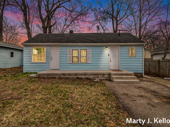 3728 Raven Ave SW, Wyoming, MI 49509