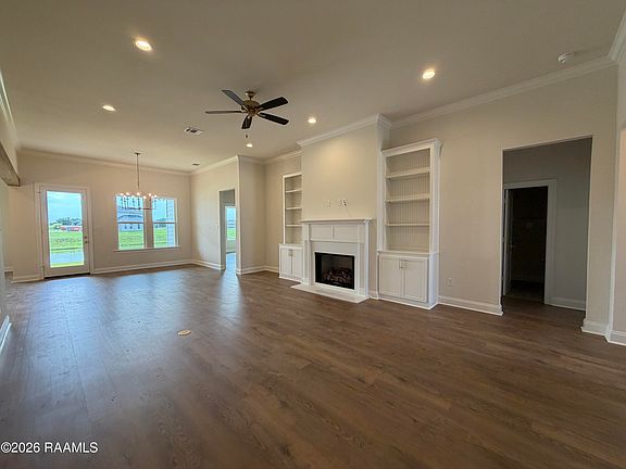 3rd image of 310 Sweet Harvest Rd