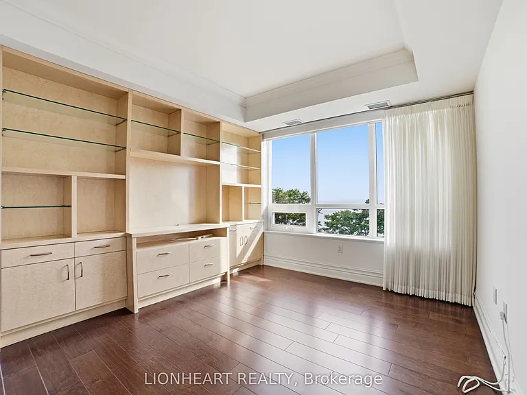 3500 Lakeshore Rd W #328C — Photo 28
