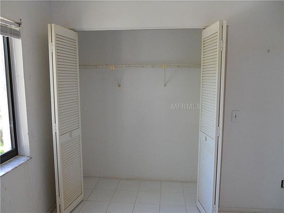 5th image of 134 W Cypress Ct