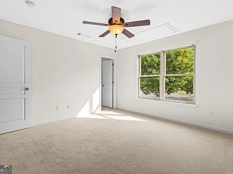 7911 Brass Lantern Dr — Photo 17
