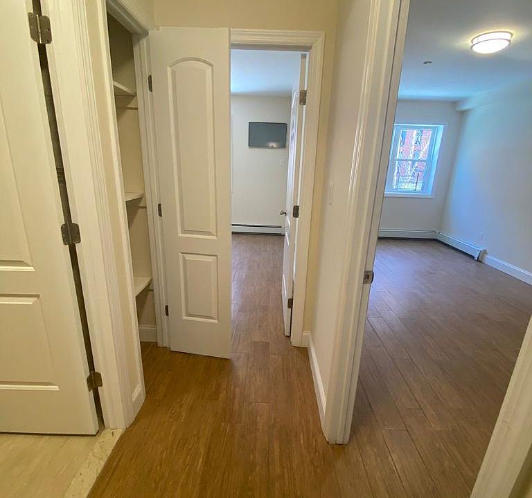 1st image of 8612 Kingston Pl APT 3